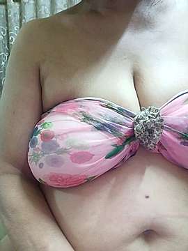NottyBhabhi naked stripping on cam for live sex video chat