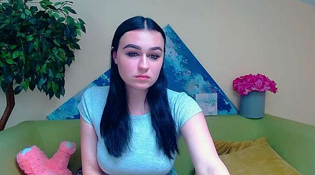 Orianna_Robbi naked stripping on cam for live sex video chat