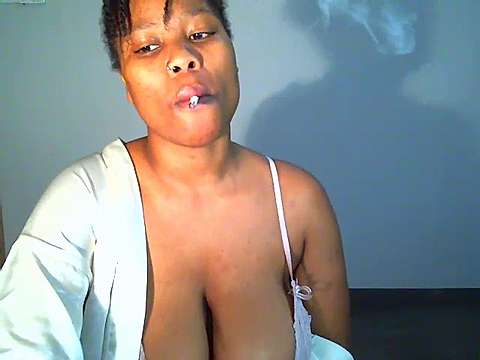 perfect33nberrie naked stripping on cam for live sex video chat