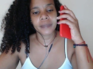 QueenMercury nude on cam – live sex chat