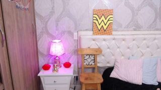 roxi_stone_ naked stripping on cam for live sex video chat