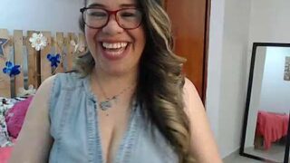 salome_sweet2 naked stripping on cam for live sex video chat