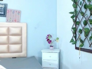 Samiifloodxxx nude on cam – live sex chat