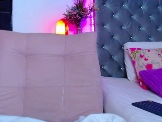 Sativa nude on cam – live sex chat