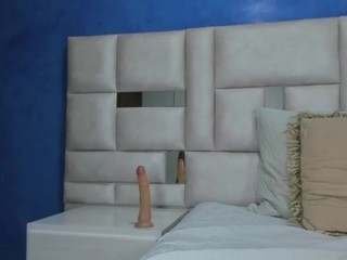 Scarlet-cortez nude on cam – live sex chat