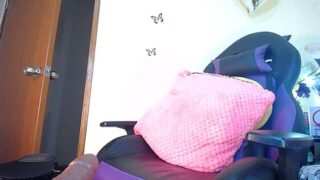 scarlhett naked stripping on cam for live sex video chat