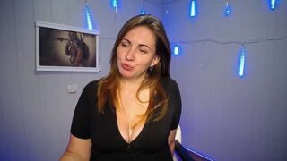 SelinNixon naked stripping on cam for live sex video chat