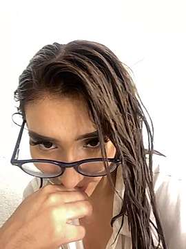 sexykatherine7 naked stripping on cam for live sex video chat