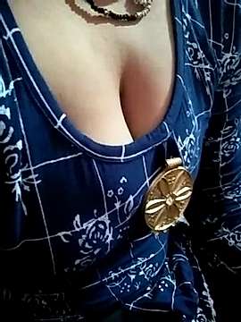 Shalini_Jain12 naked stripping on cam for live sex video chat