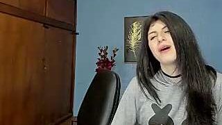 snow_whitee_ naked stripping on cam for live sex video chat