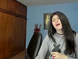 snow_whitee_ naked stripping on cam for live sex video chat