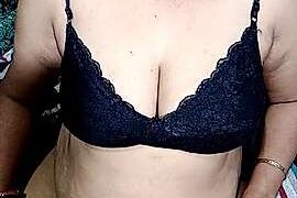 Soniya_123 naked stripping on cam for live sex video chat
