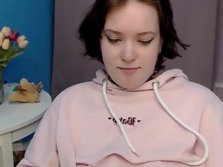 Sophia Edwards nude on cam – live sex chat