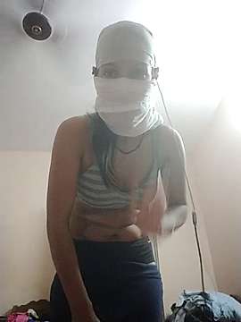 SuckMyPusyhard naked stripping on cam for live sex video chat
