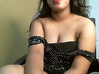 Sweet_Anaisha naked stripping on cam for live sex video chat