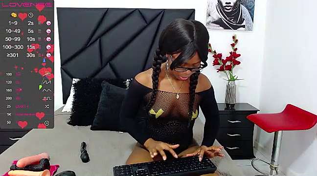 tanyyaa naked stripping on cam for live sex video chat