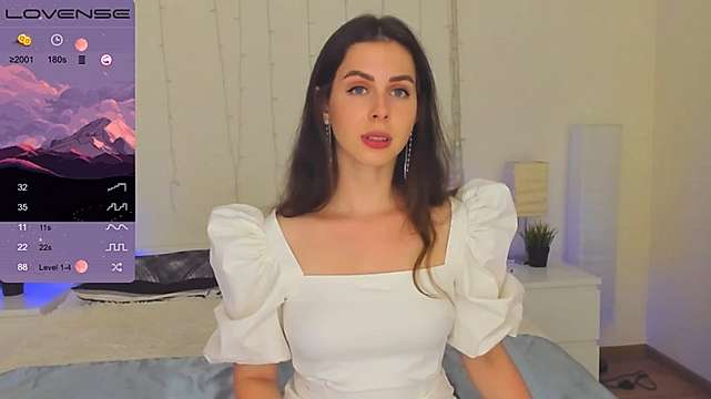 Teresa_Hardly naked stripping on cam for live sex video chat