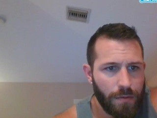 Tyler Riordan nude on cam – live sex chat