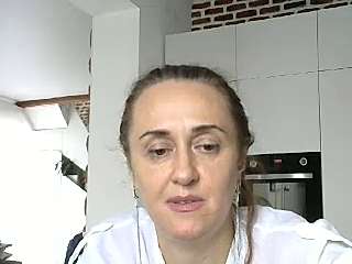 UllimOhi_ naked stripping on cam for live sex video chat