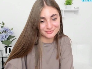 Ur-Emi nude on cam – live sex chat