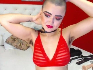 Valerie Bloom nude on cam – live sex chat
