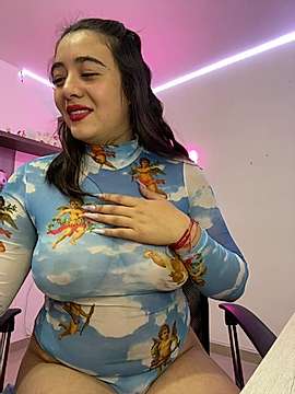 vaneelee naked stripping on cam for live sex video chat