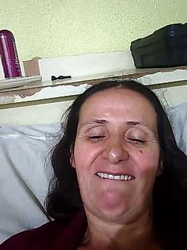 Veledaitaly naked stripping on cam for live sex video chat