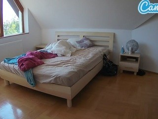 Voyeurcam-julmodels-bed-3 nude on cam – live sex chat