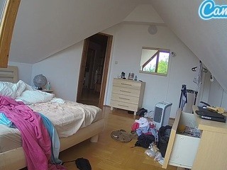 Voyeurcam-julmodels-bed-5 nude on cam – live sex chat