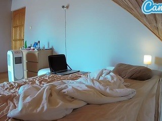 Voyeurcam-julmodels-bed-6 nude on cam – live sex chat