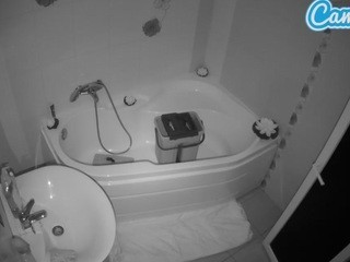 Voyeurcam-reallife-bathroom nude on cam – live sex chat