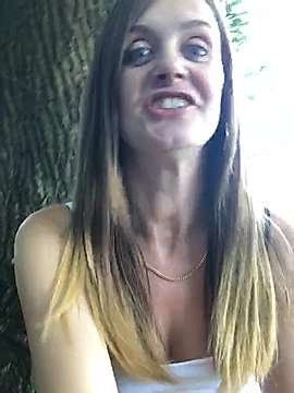 xKinkyChloex naked stripping on cam for live sex video chat