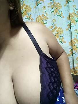 xsimplywomanxx27 naked stripping on cam for live sex video chat