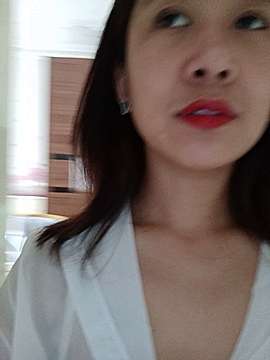 xueli123q naked stripping on cam for live sex video chat