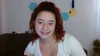 abril_love2 naked stripping on cam for live sex video chat