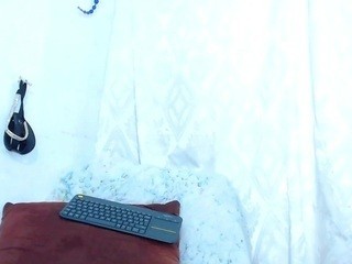 Alissonwolf nude on cam – live sex chat