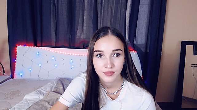 AllysHarmon naked stripping on cam for live sex video chat