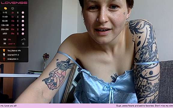 Aloe_Vera naked stripping on cam for live sex video chat