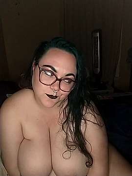 AltKitten naked stripping on cam for live sex video chat