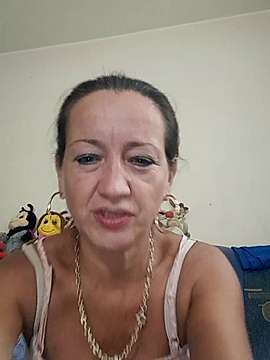 anayyss naked stripping on cam for live sex video chat