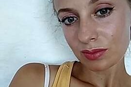 Angela_Zayka naked stripping on cam for live sex video chat