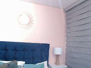 ANGELIQUE_KLANE naked stripping on cam for live sex video chat