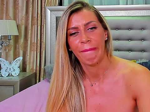 anneswhite naked stripping on cam for live sex video chat