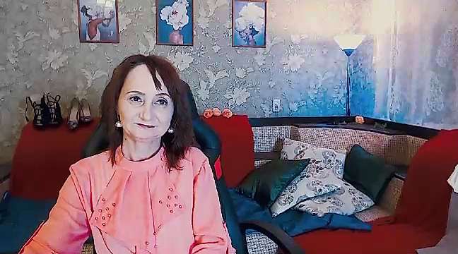 anniepageee naked stripping on cam for live sex video chat