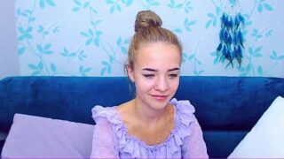 AuroraFiery naked stripping on cam for live sex video chat