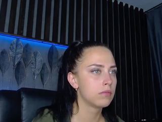 BabyMontana nude on cam – live sex chat