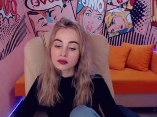 BellaMoor nude on cam – live sex chat