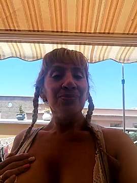 camelia3 naked stripping on cam for live sex video chat