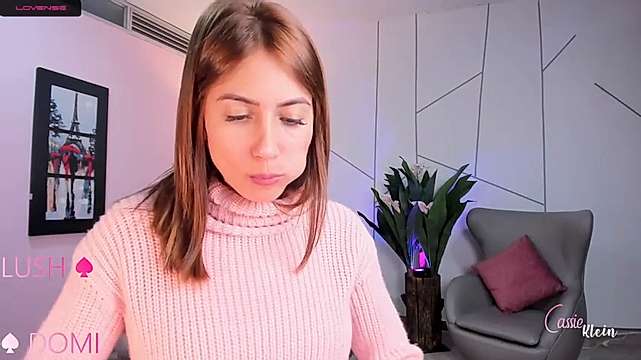 CassieKleinX naked stripping on cam for live sex video chat