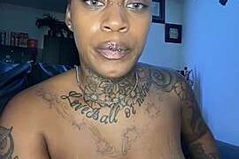Creamesensation naked stripping on cam for live sex video chat